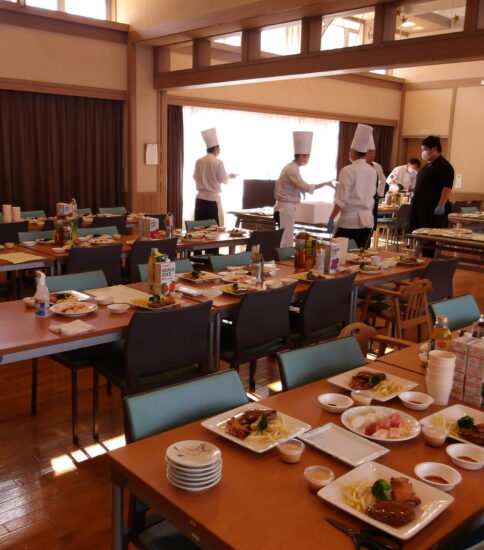 司厨士会☆食事慰問☆彡
