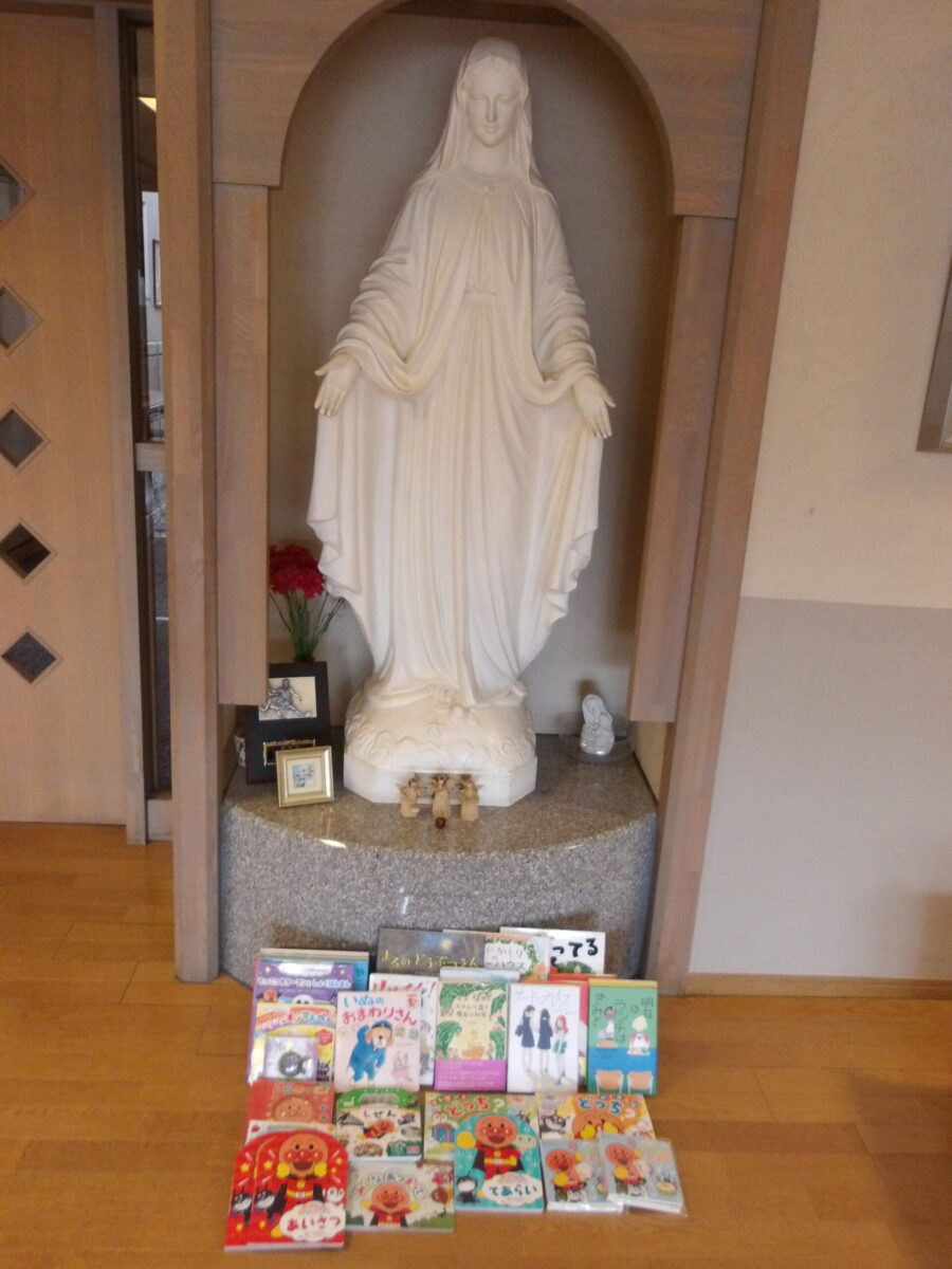 フレーベル館様より